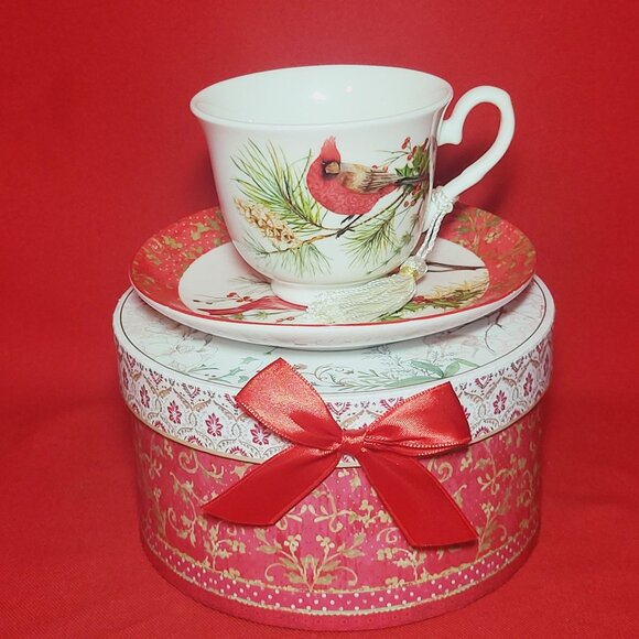 Summer River Cardinal Teacup with Saucer in Gift Box - Picture 1 of 12